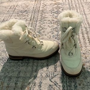 White snow boots